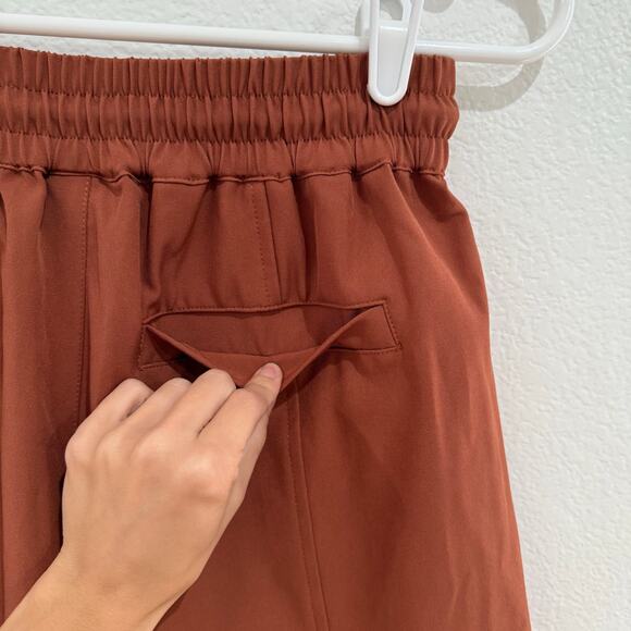 Varley Barket Woven Short Stretch Twill Mocha Biscuit Burnt Orange Extra Small - Picture 12 of 15